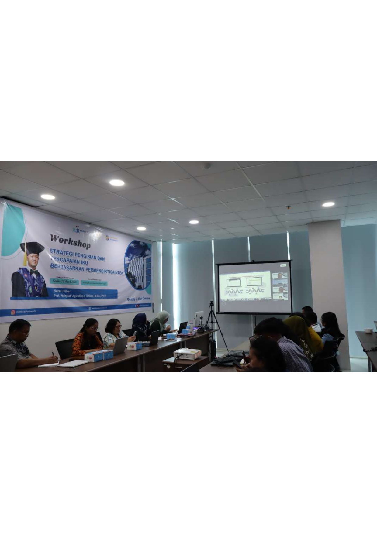 Workshop Strategi Pengisian dan Pencapaian Indikator Kinerja Utama (IKU) di Prodi DIII Kebidanan